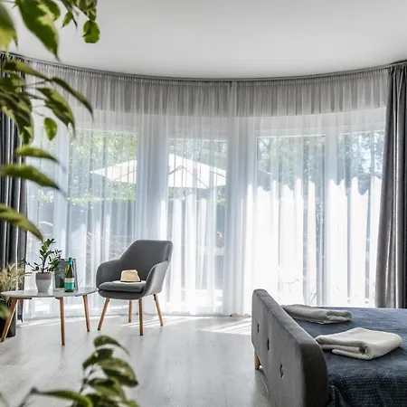 Villa 21 Boutique Rooms Balatonalmadi Exterior photo