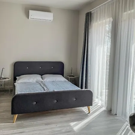Villa 21 Boutique Rooms Balatonalmadi Exterior photo
