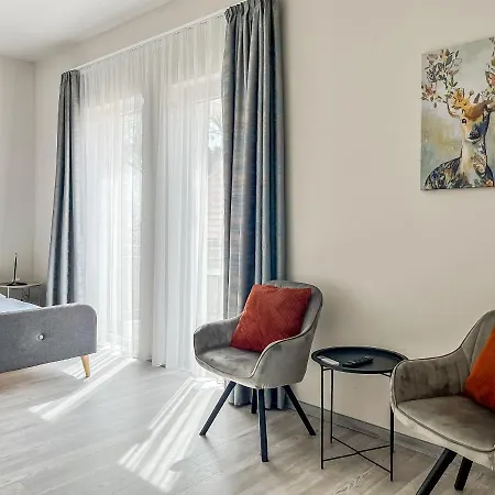 Villa 21 Boutique Rooms Balatonalmadi Exterior photo